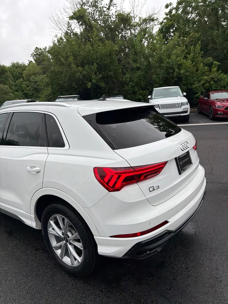Used 2021 Audi Q3 2.0T Premium AWD/4WD image 14