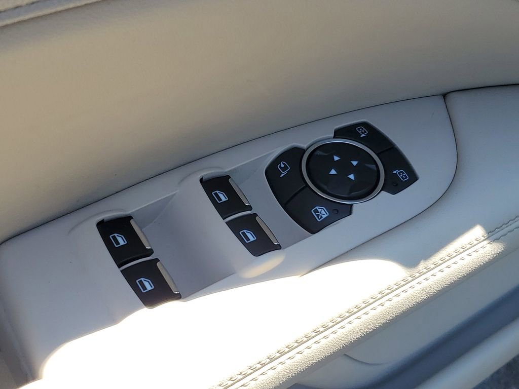 Used 2019 Lincoln MKZ Reserve FWD image 27