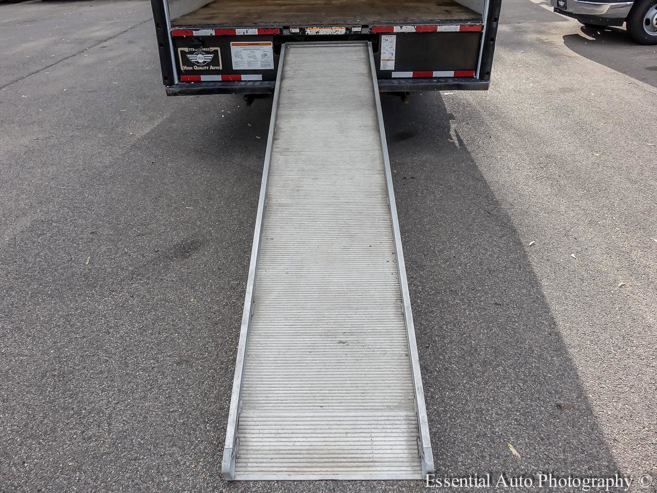 Used 2017 Ford E-350 and Econoline 350 Super Duty RWD image 15
