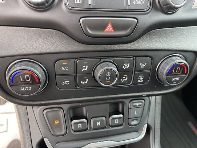 Used 2020 GMC Terrain Denali w/ Denali Premium Package image 19