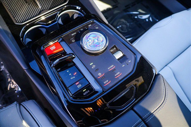 New 2027 BMW M5 Touring AWD/4WD image 18