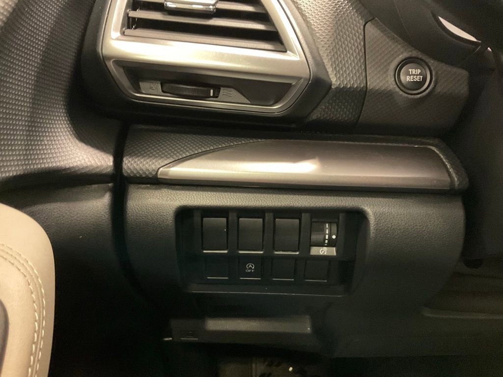 Used 2019 Subaru Forester Premium w/ All-Weather Package AWD/4WD image 12