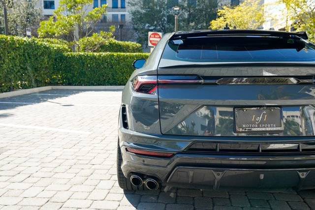 Used 2023 Lamborghini Urus Performante image 24