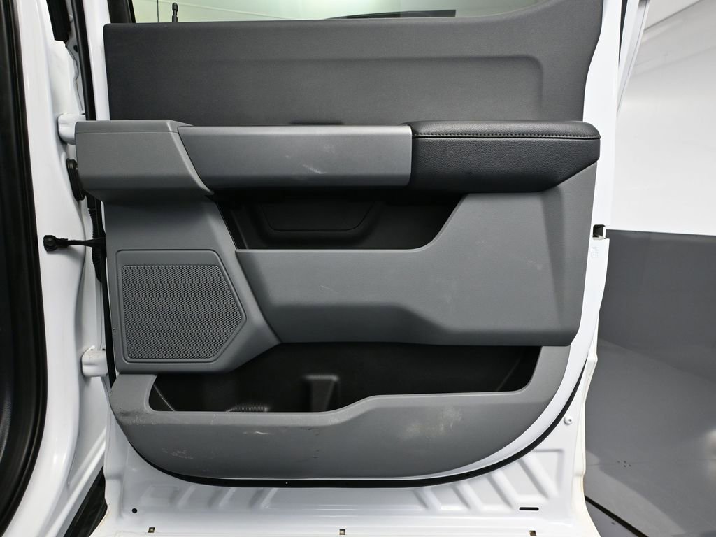 Used 2024 Ford F350 XLT w/ FX4 Off-Road Package image 39