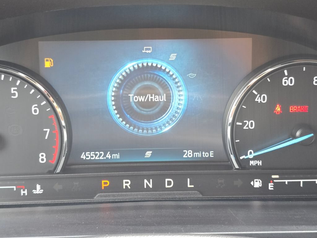 Used 2023 Ford Explorer XLT AWD/4WD image 12