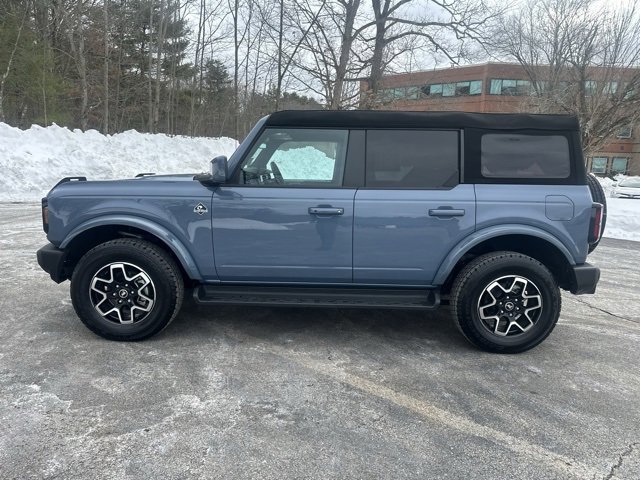 Used 2025 Ford Bronco Outer Banks image 9