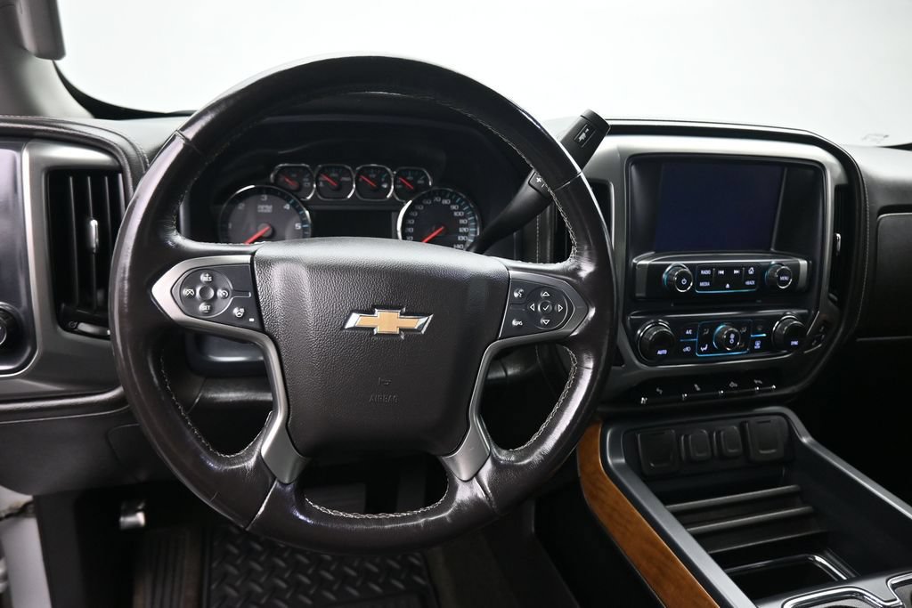 Used 2018 Chevrolet Silverado 2500 LTZ w/ LTZ Plus Package AWD/4WD image 15