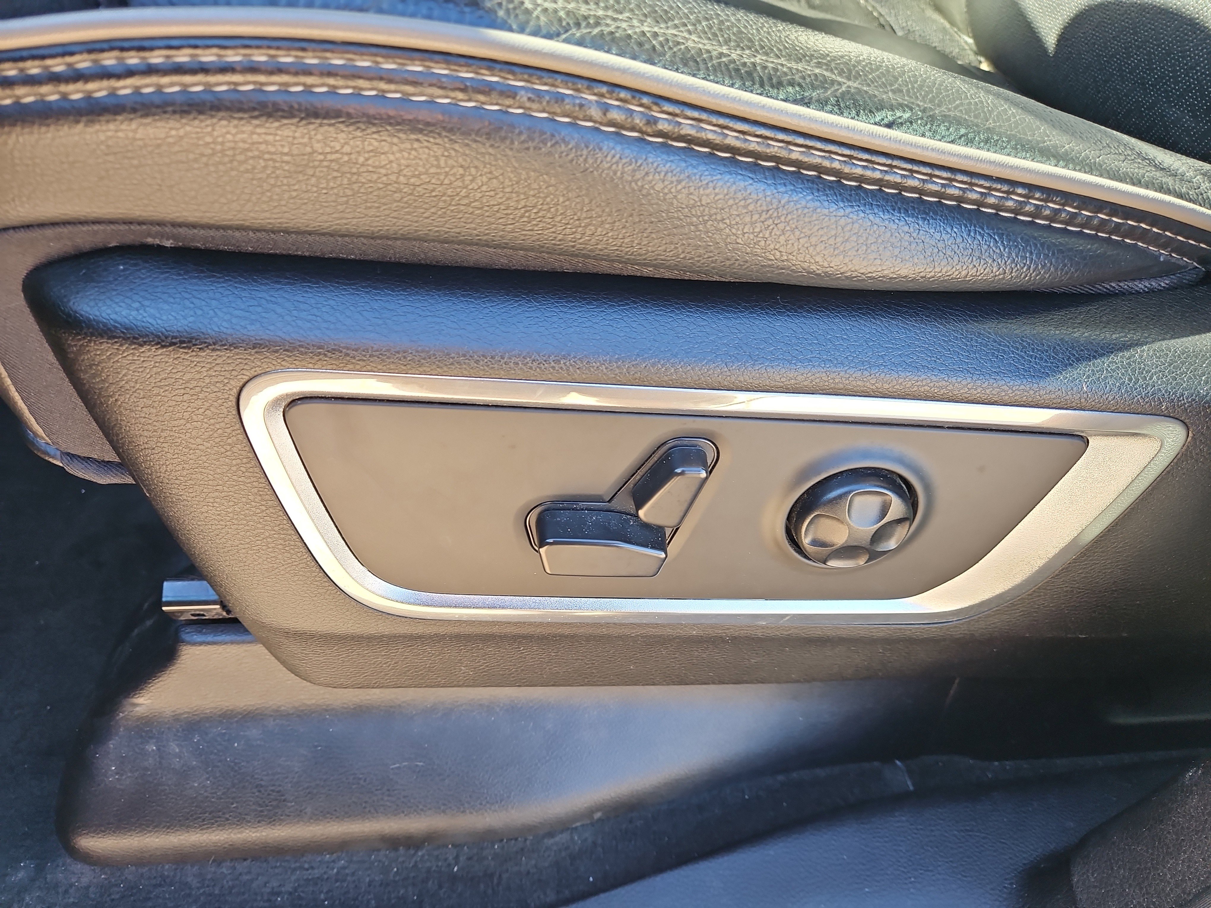 Used 2021 RAM 1500 Laramie image 14