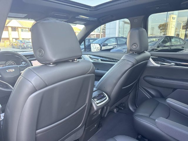 Certified 2024 Cadillac XT6 Premium Luxury AWD/4WD image 61
