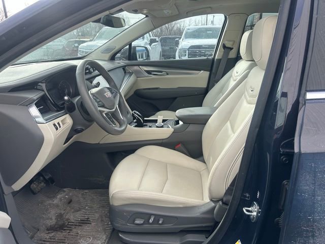 Used 2024 Cadillac XT5 Premium Luxury image 5