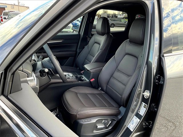 New 2025 MAZDA CX-5 Signature image 9