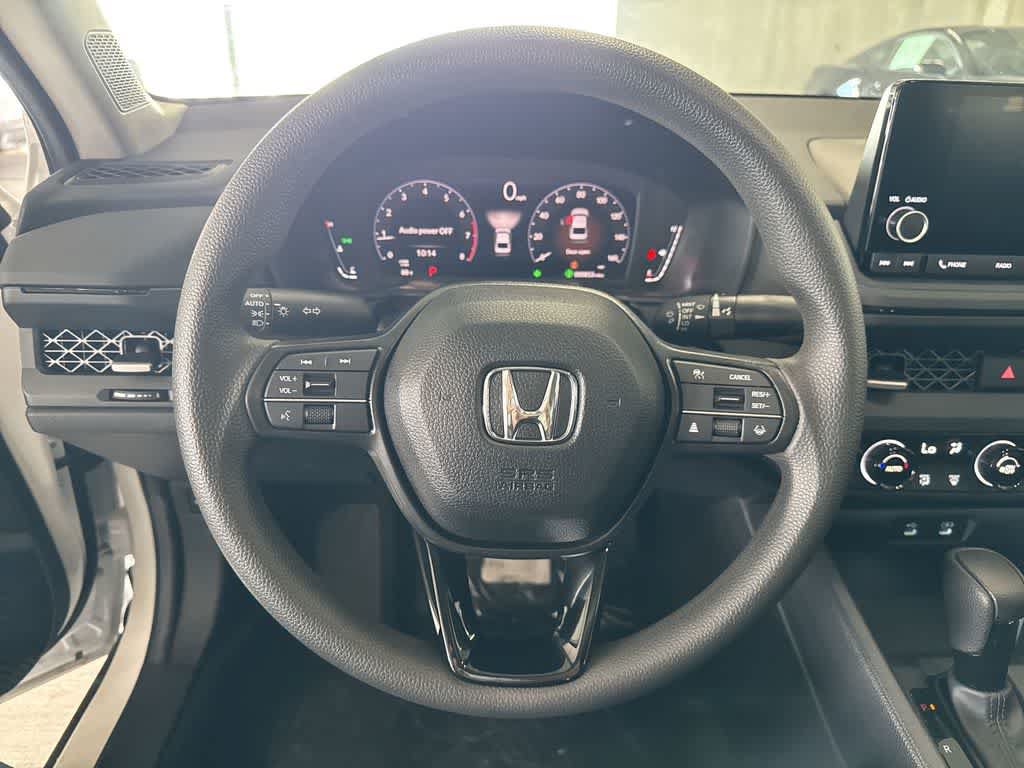 Certified 2025 Honda Accord SE image 14