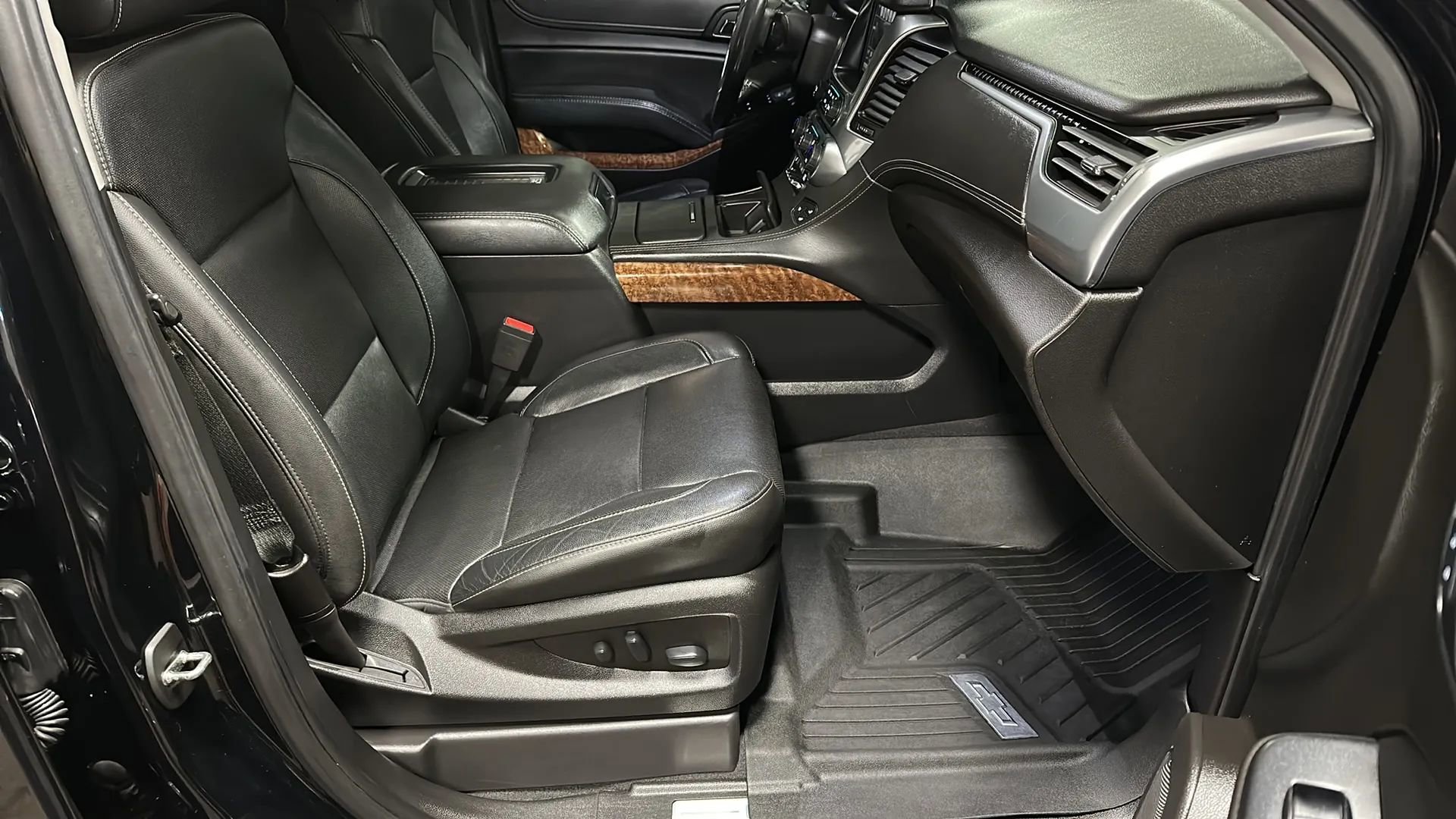 Used 2019 Chevrolet Tahoe Premier image 23