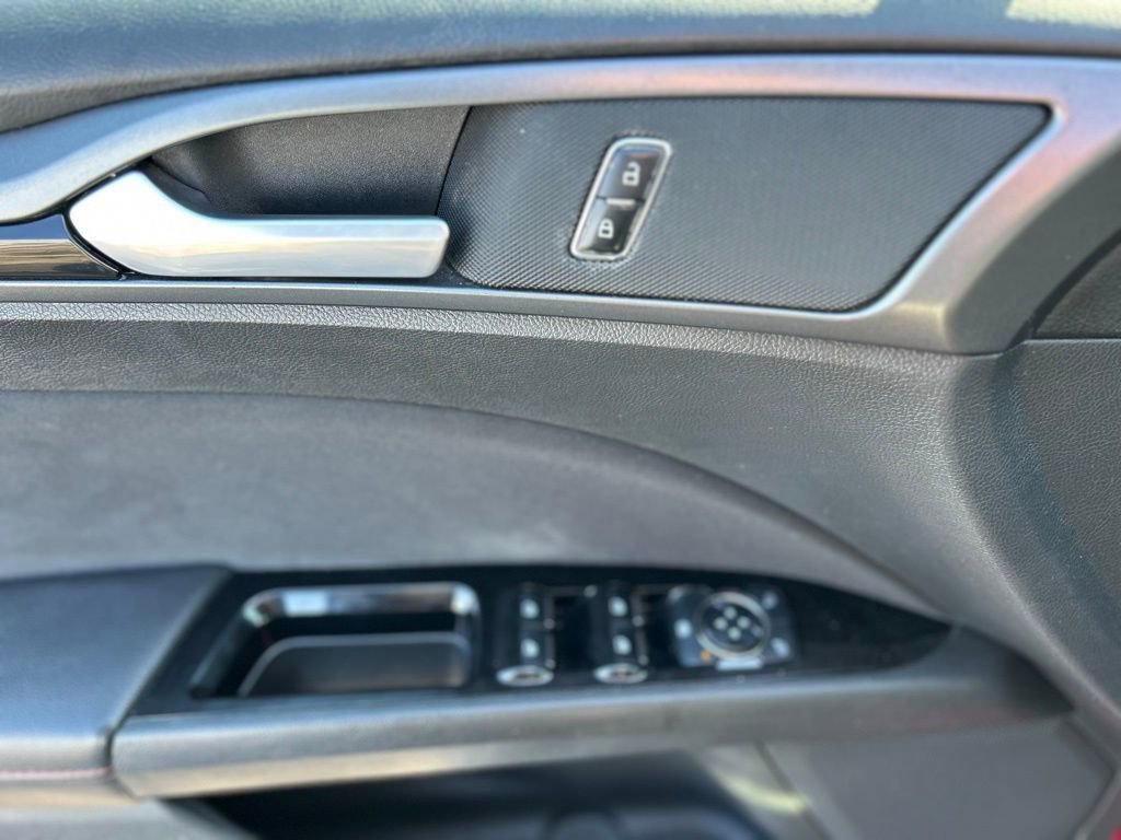 Used 2014 Ford Fusion SE w/ Equipment Group 501A image 20