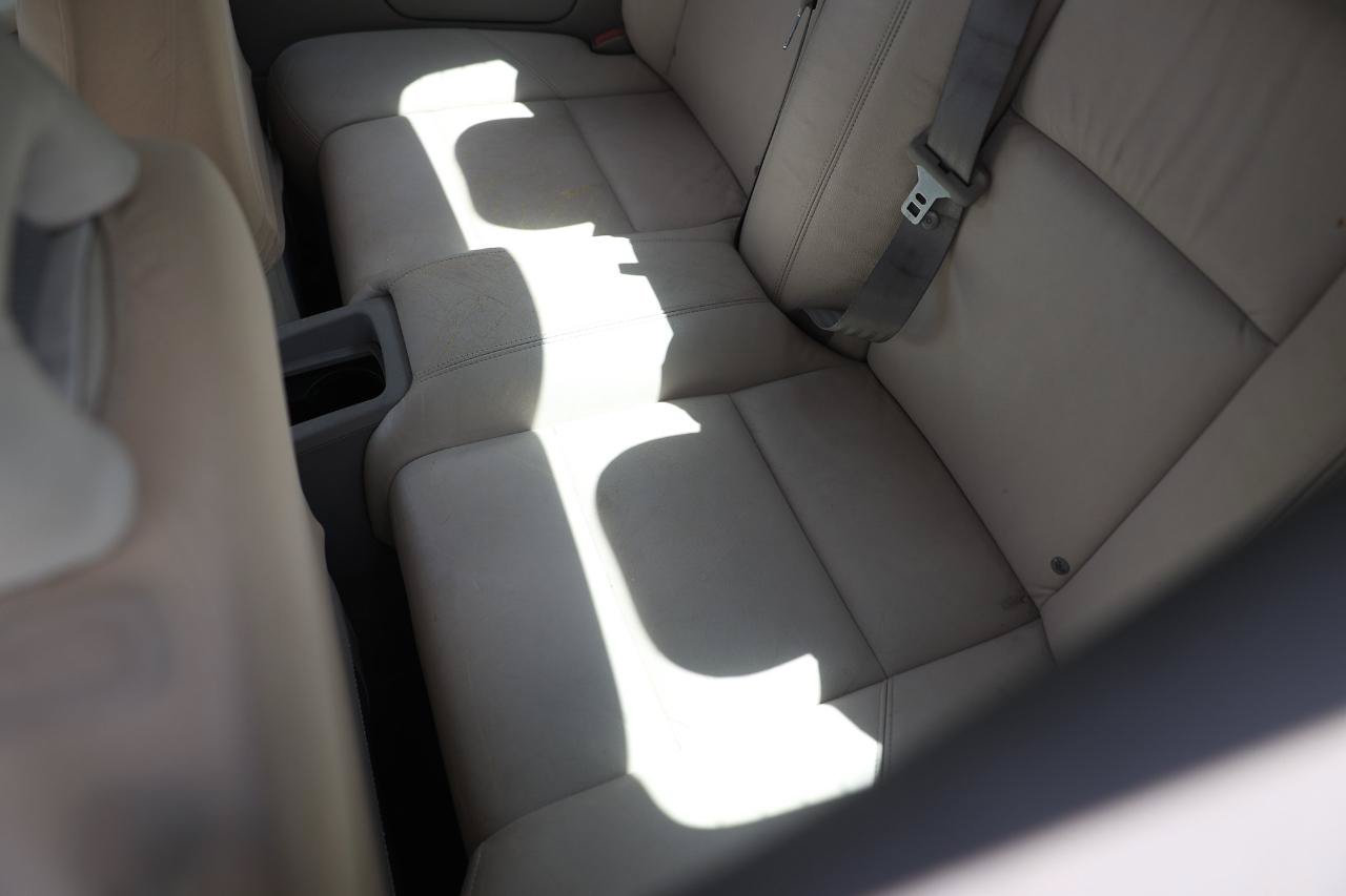 Used 2008 Volvo C70 T5 FWD image 10