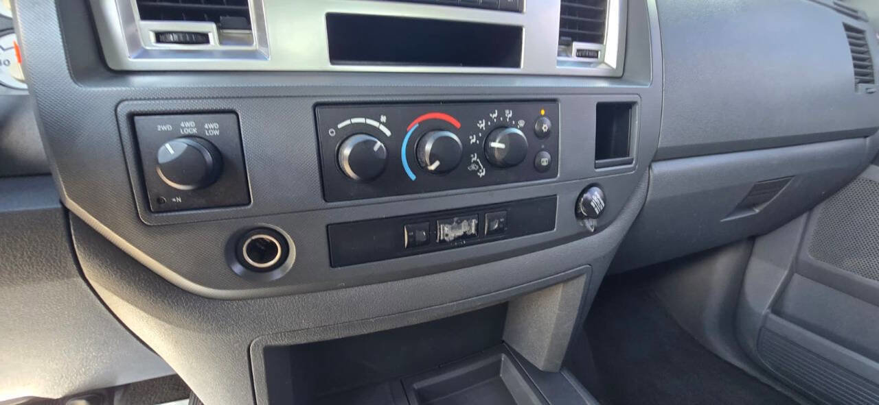 Used 2008 Dodge Ram 2500 Truck SXT image 21