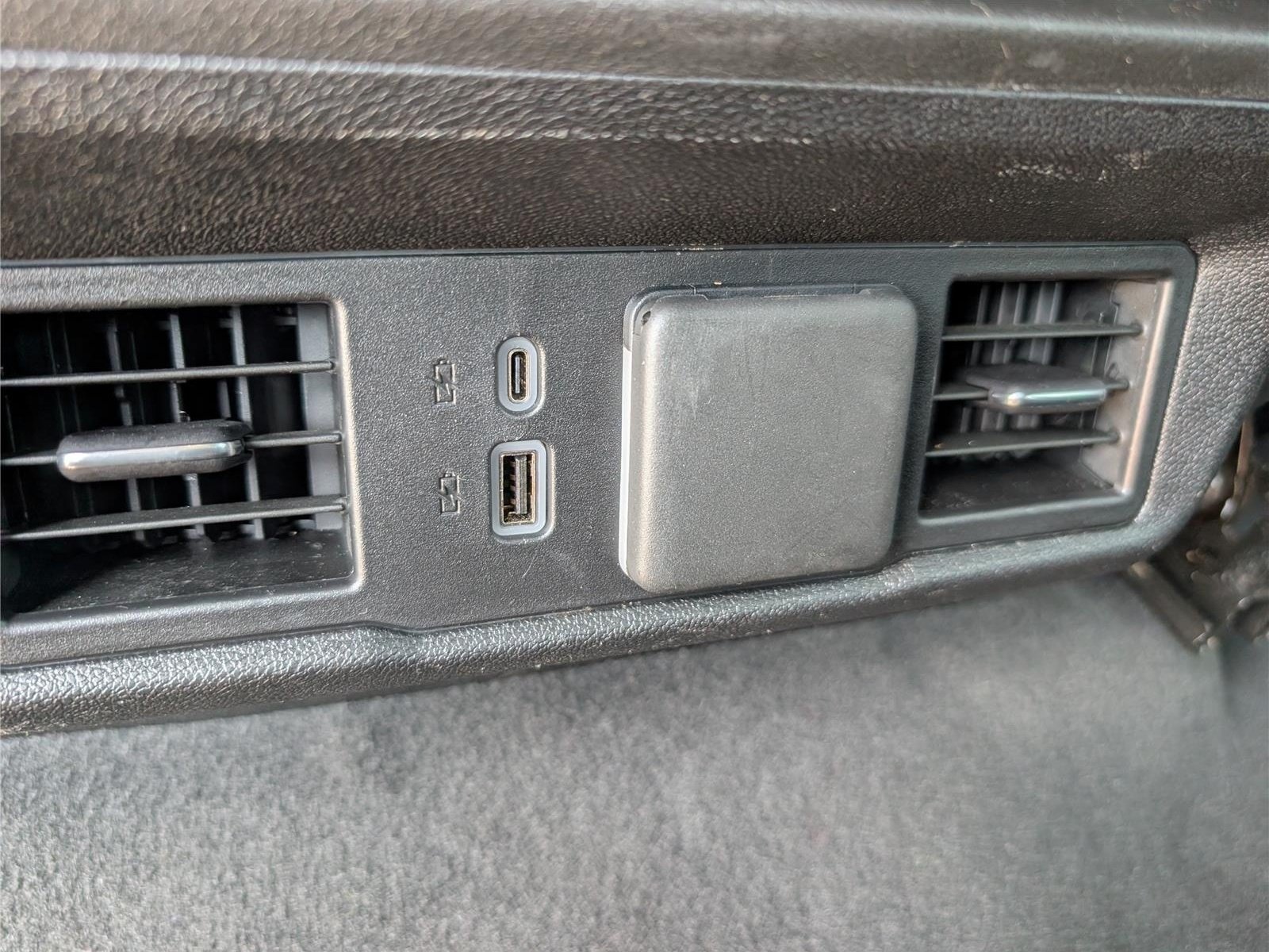 Used 2025 GMC Sierra 1500 SLT RWD image 15