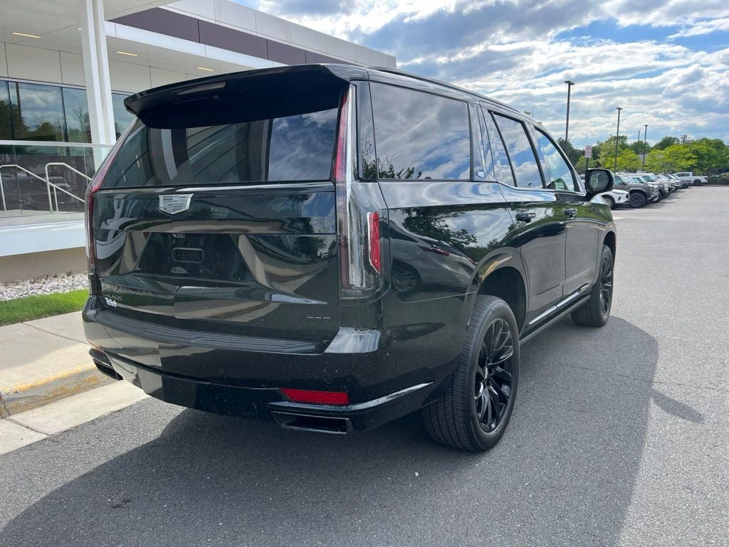 Used 2023 Cadillac Escalade Sport w/ LPO, ONYX Package AWD/4WD image 7