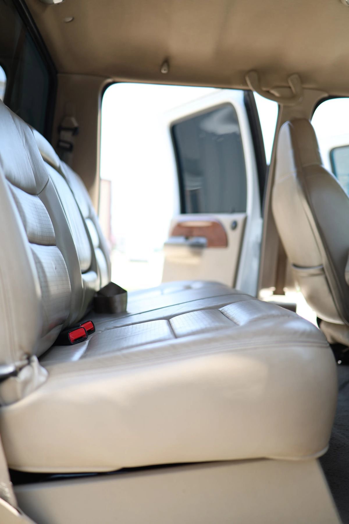 Used 2001 Ford F350 XLT image 39