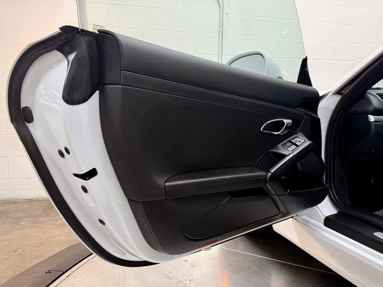 Used 2016 Porsche Cayman S RWD image 10