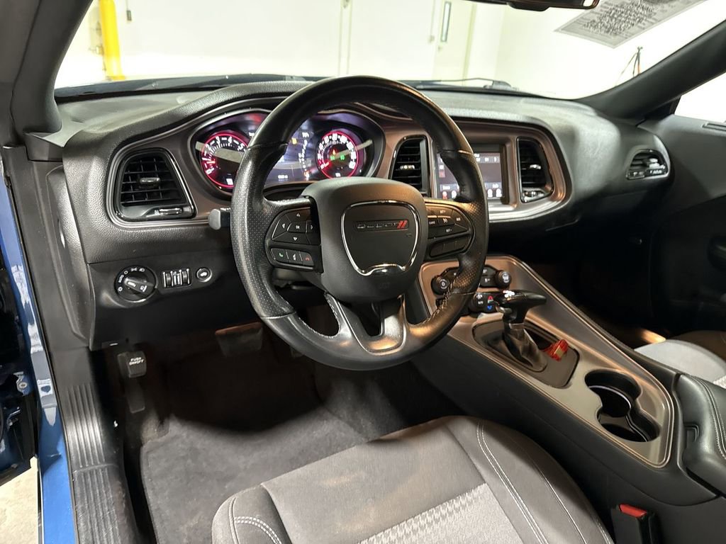 Used 2023 Dodge Challenger SXT w/ Blacktop Package image 10