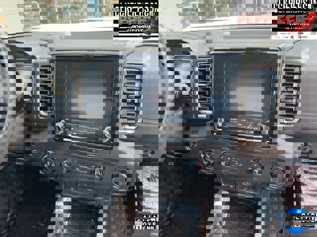 Used 2024 Nissan Frontier SV w/ Technology Package image 15