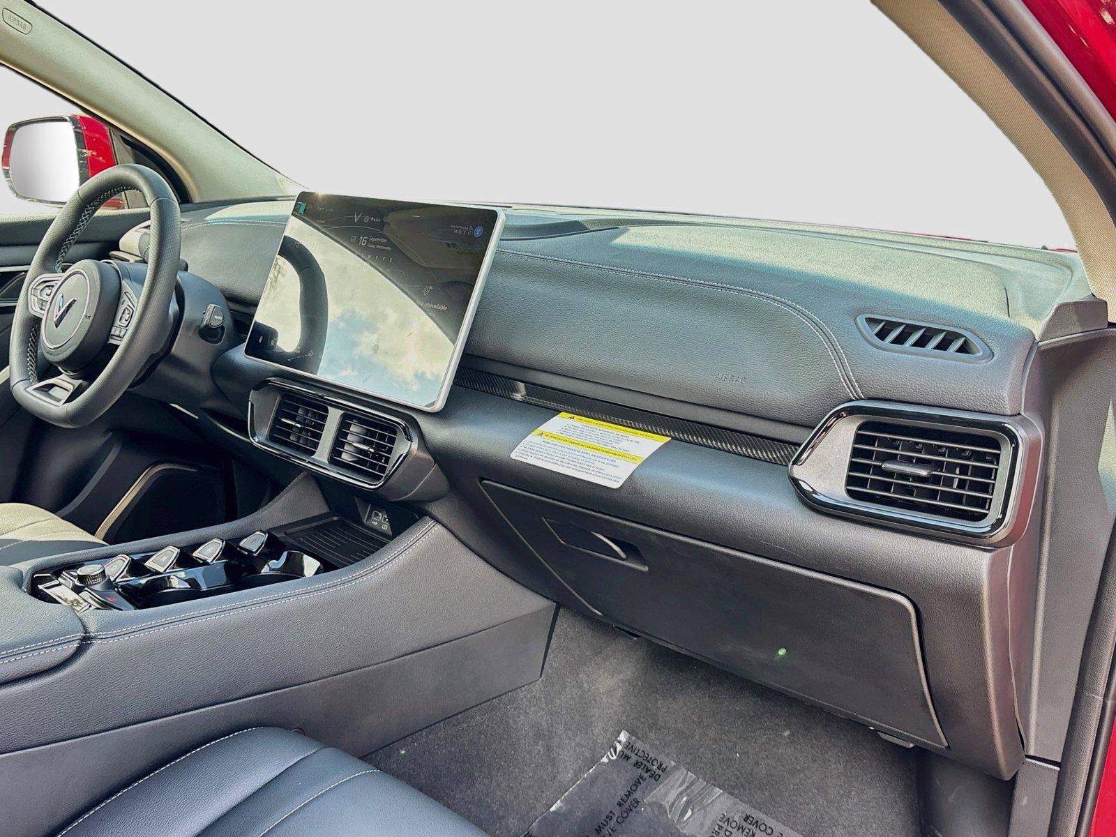 New 2027 VinFast VF 8 Eco AWD/4WD image 28