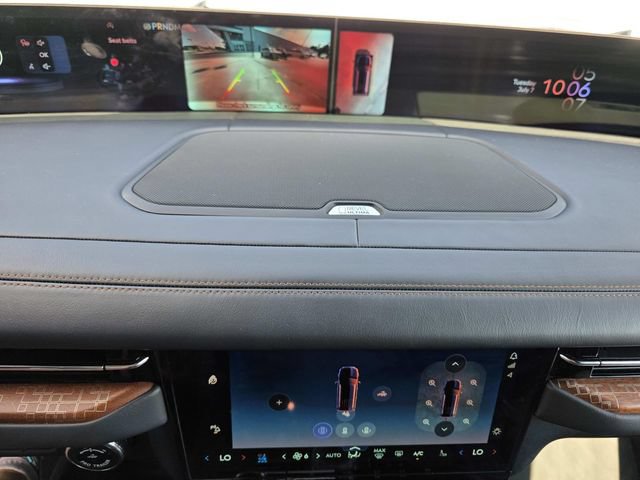Certified 2025 Lincoln Navigator Black Label AWD/4WD image 17