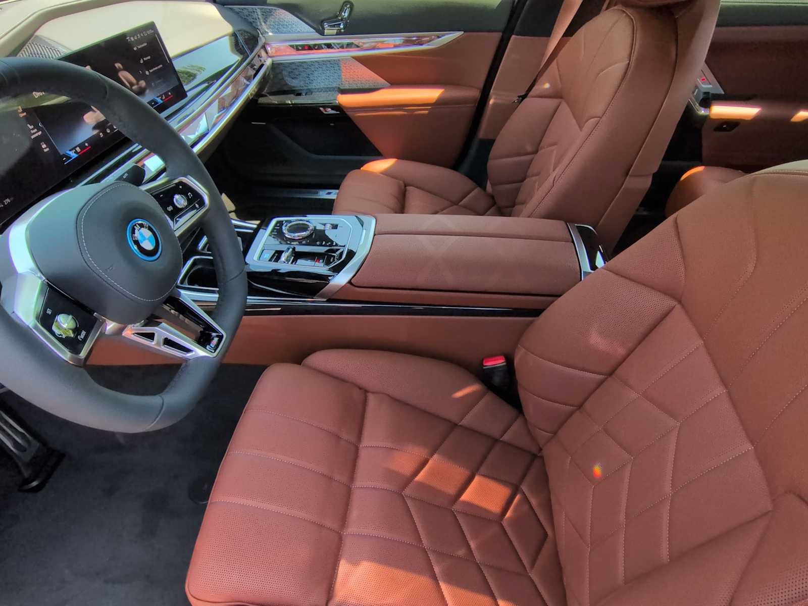 Used 2026 BMW i7 xDrive60 w/ Executive Package AWD/4WD image 16