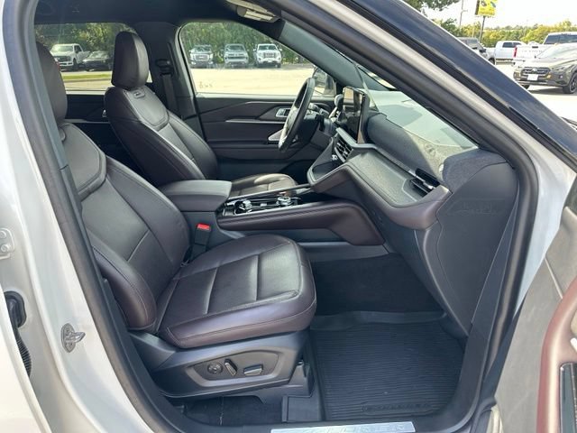 Used 2026 Ford Explorer Platinum AWD/4WD image 11