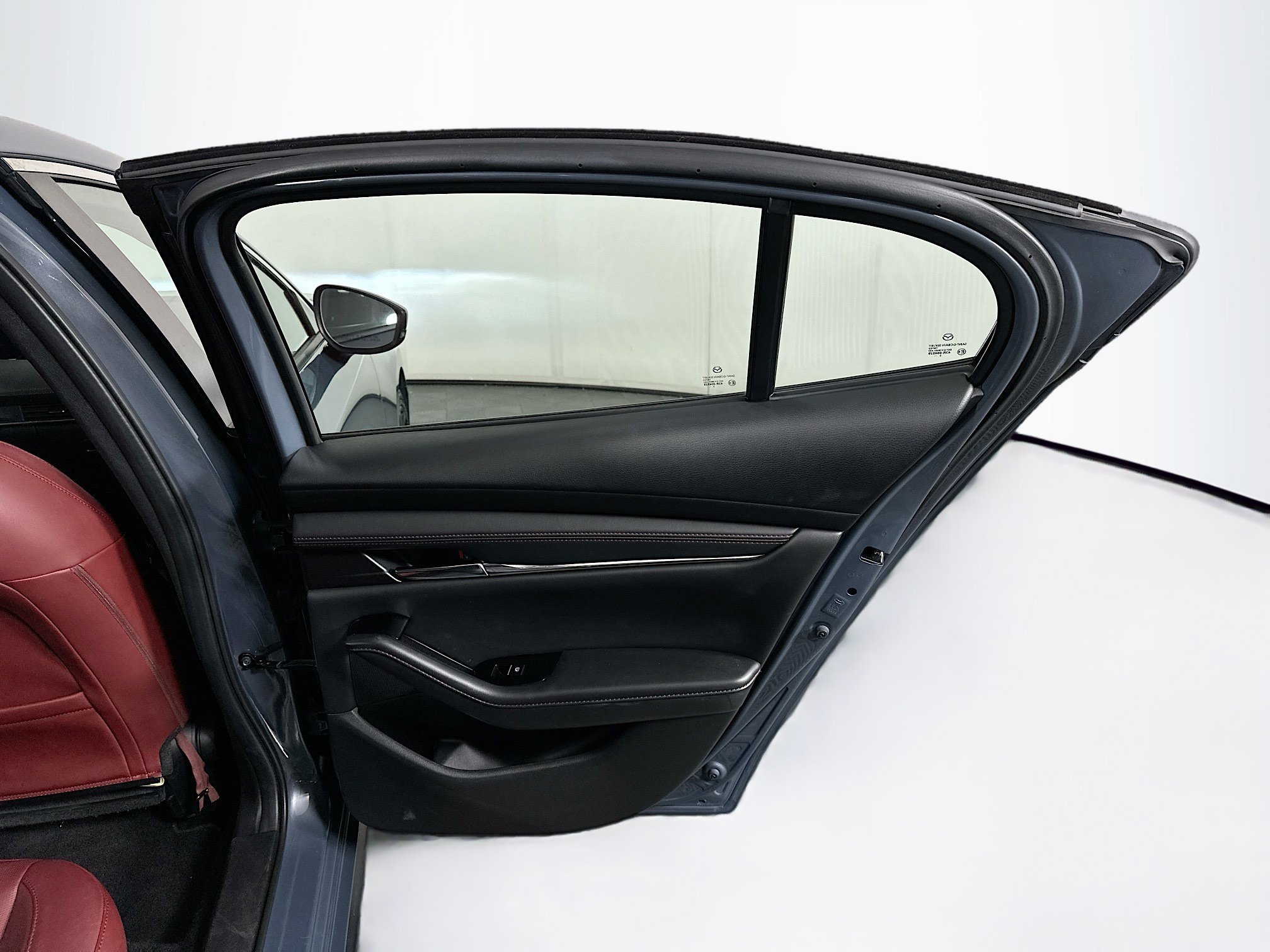 Used 2024 MAZDA MAZDA3 s image 28