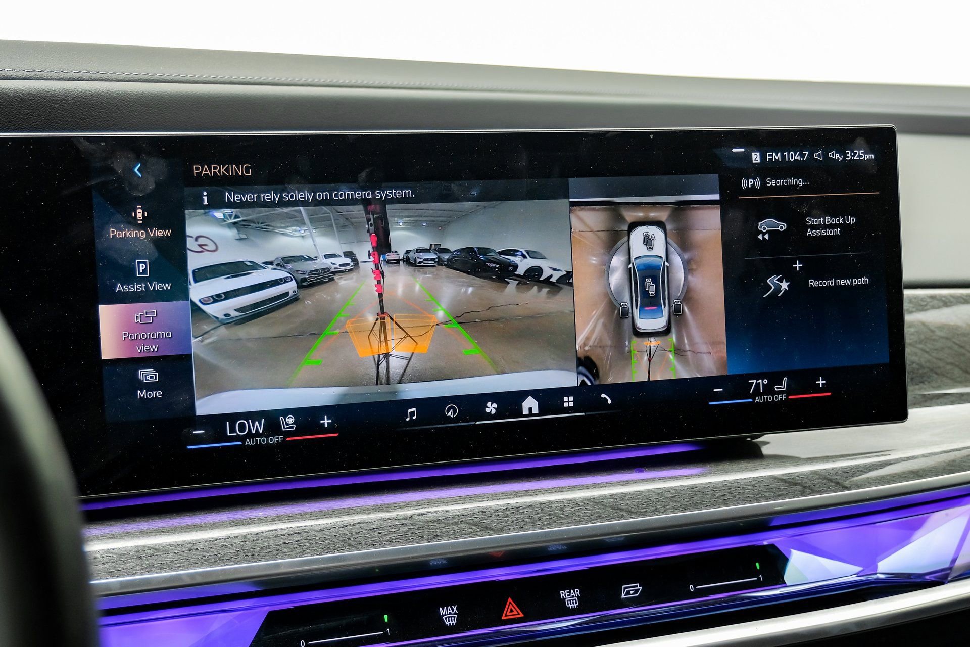 Used 2024 BMW 740i w/ Premium Package 2 image 30