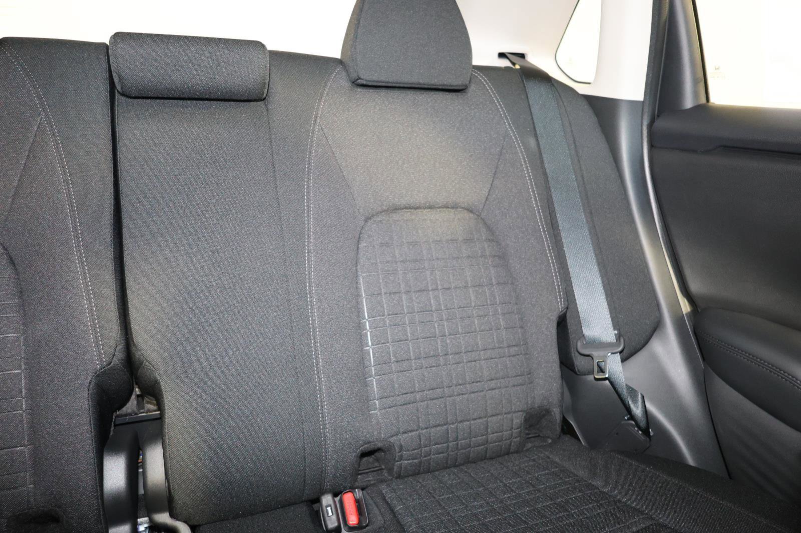 New 2027 Honda HR-V LX image 12
