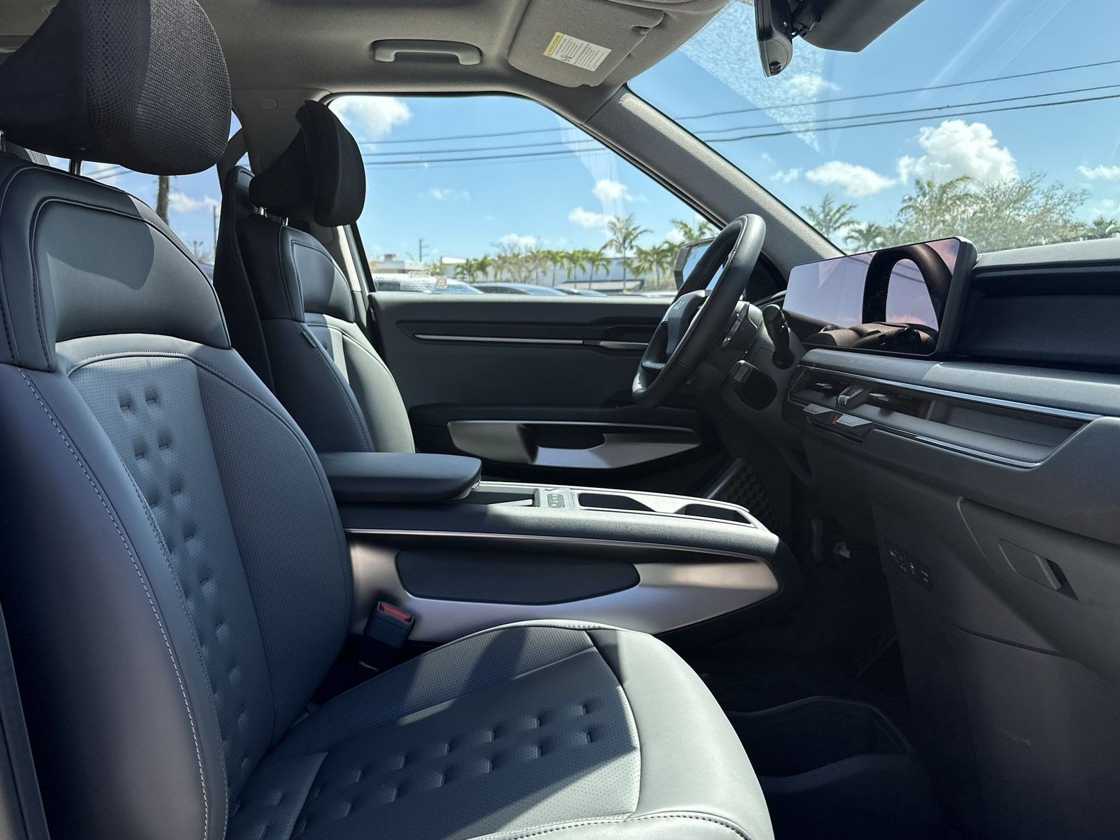 New 2026 Kia EV9 Wind AWD/4WD image 25