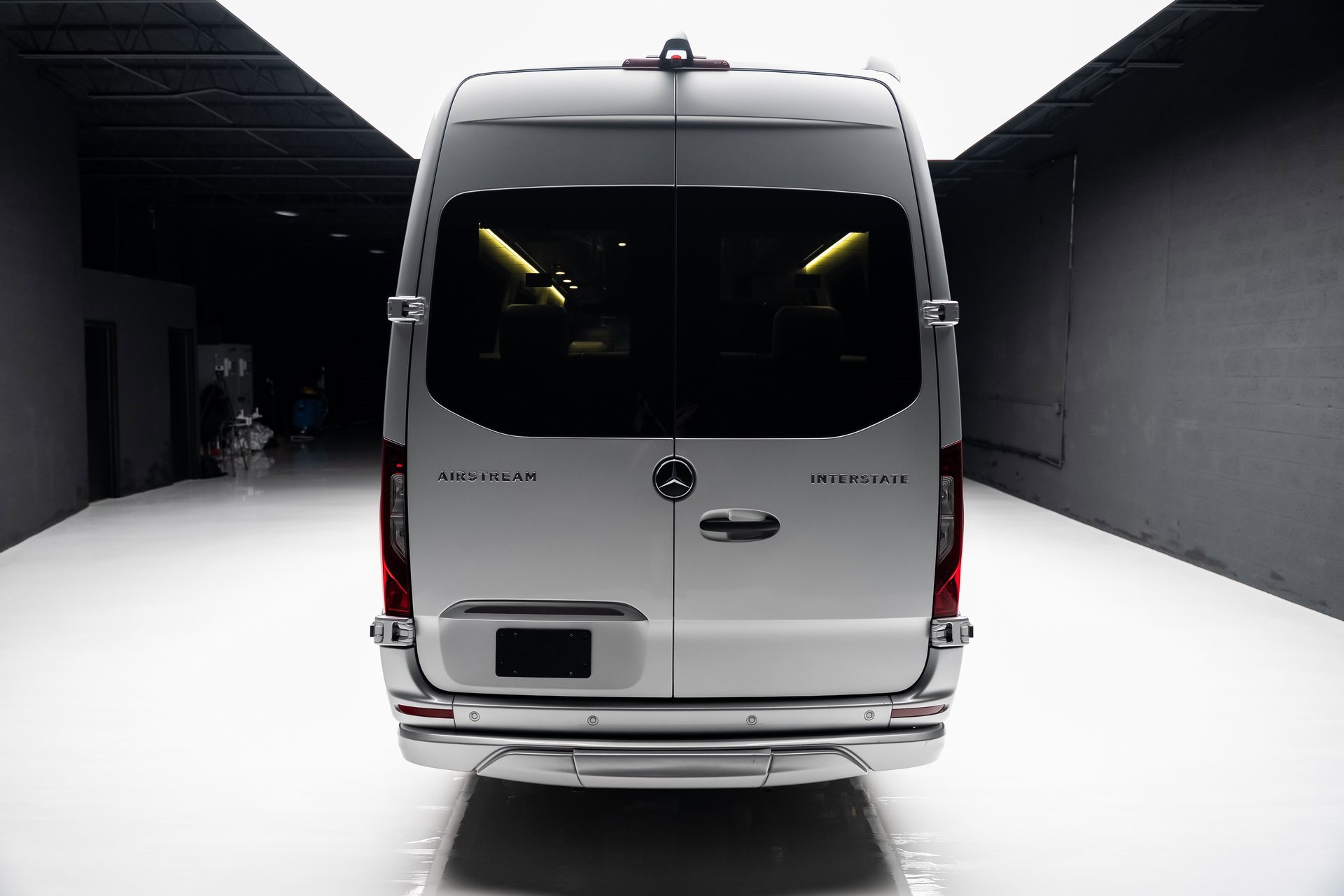 Used 2021 Mercedes-Benz Sprinter 3500 image 27