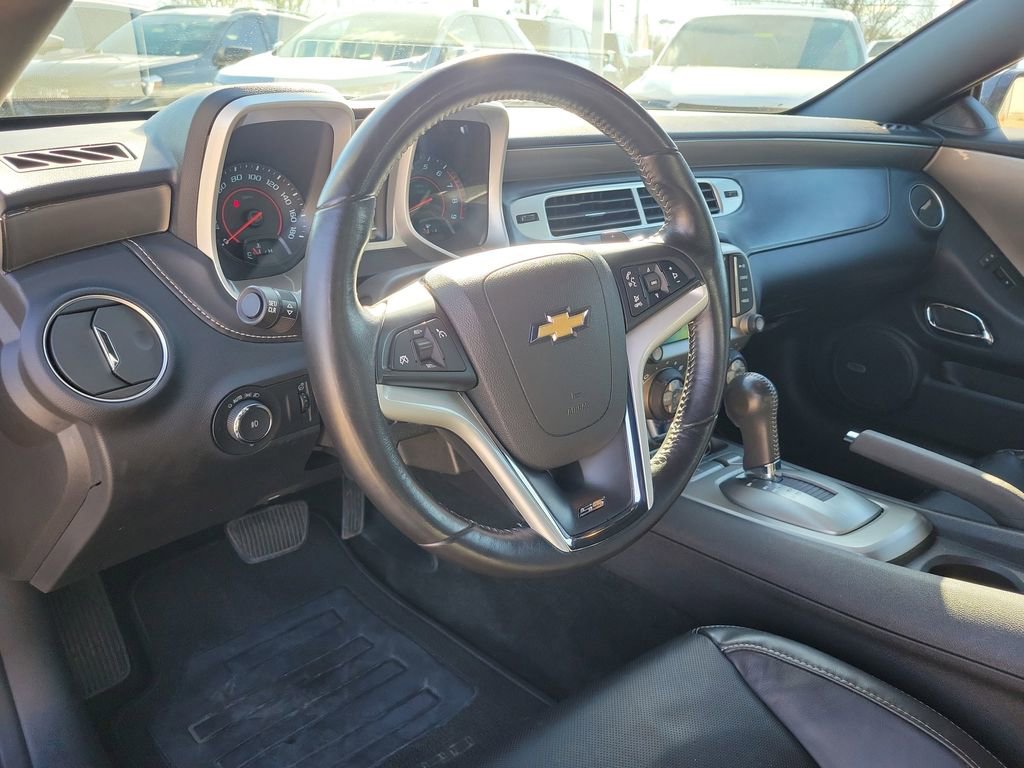 Used 2013 Chevrolet Camaro SS image 14