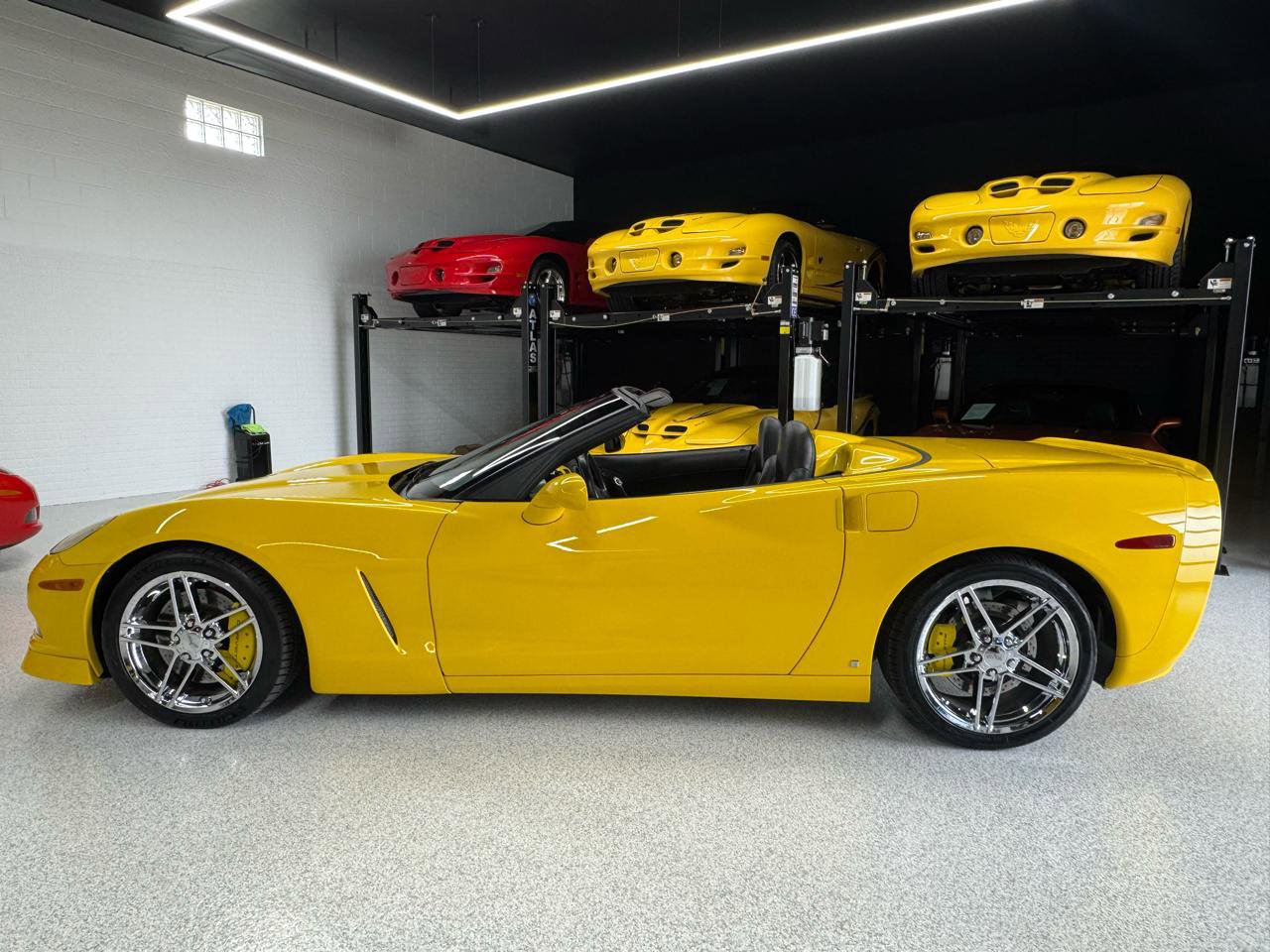 Used 2006 Chevrolet Corvette Convertible w/ Preferred Equipment Group image 7
