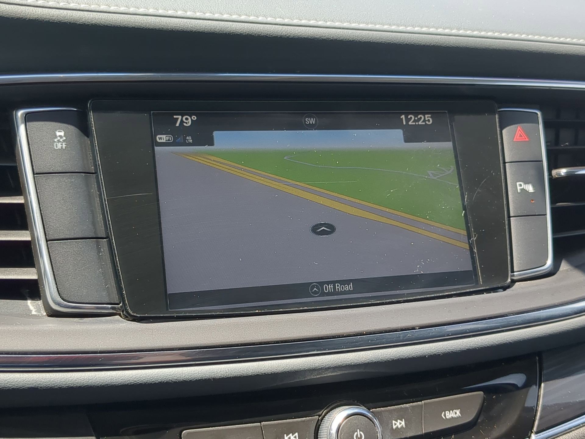 Used 2019 Buick Enclave Essence FWD image 14