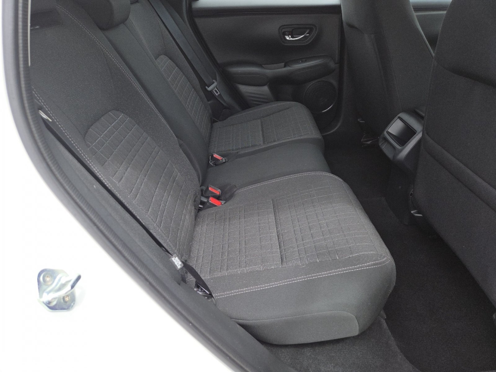 Used 2023 Honda HR-V LX image 21