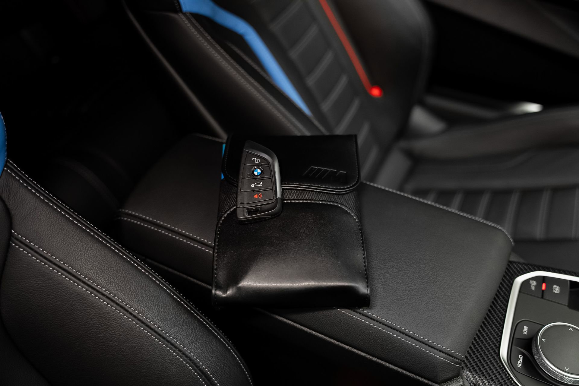 Used 2023 BMW M2 w/ Lighting Package image 78