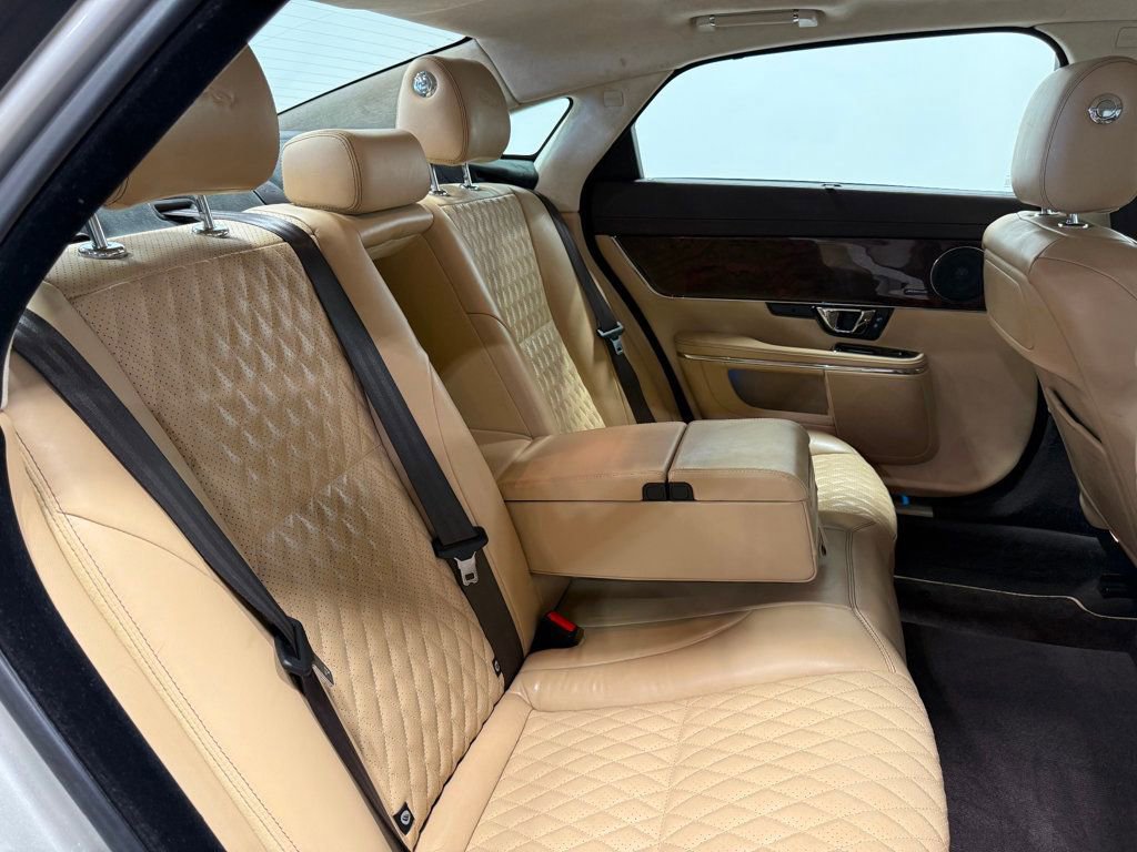 Used 2017 Jaguar XJ L Portfolio image 40