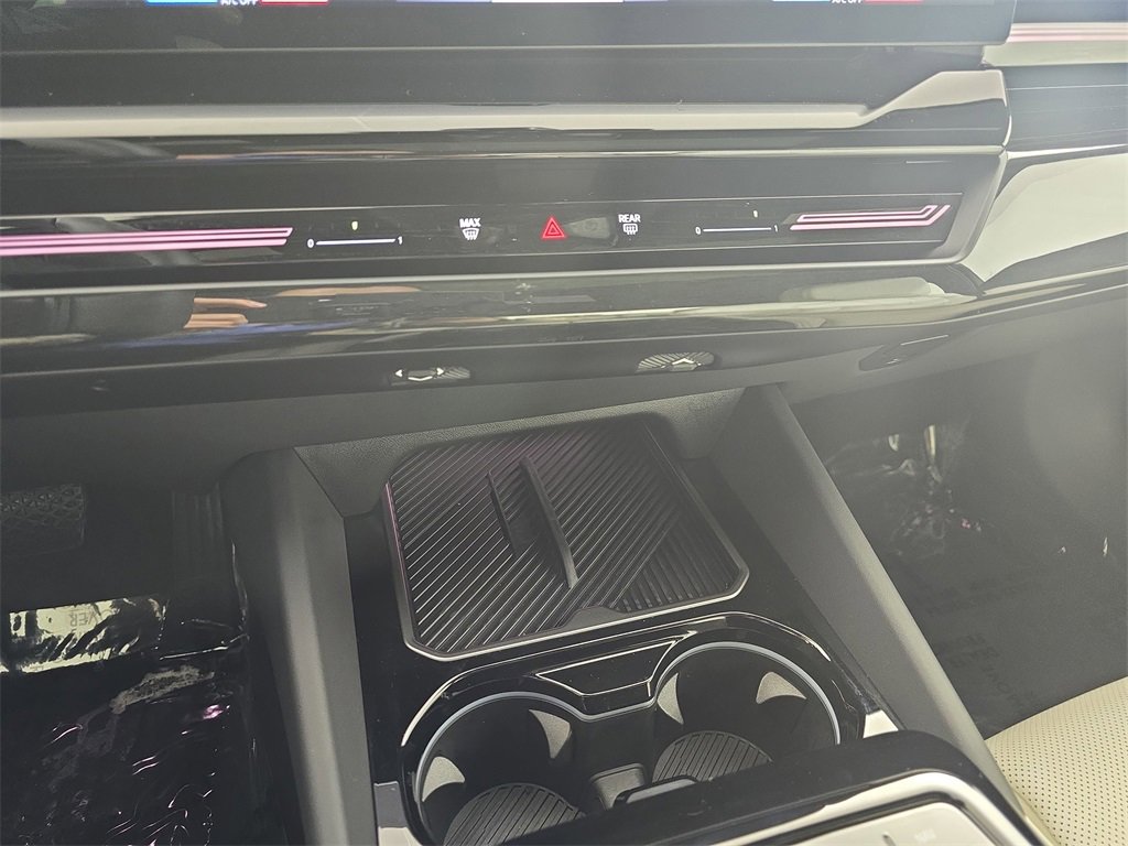 Used 2026 BMW 530i xDrive w/ Premium Package image 27