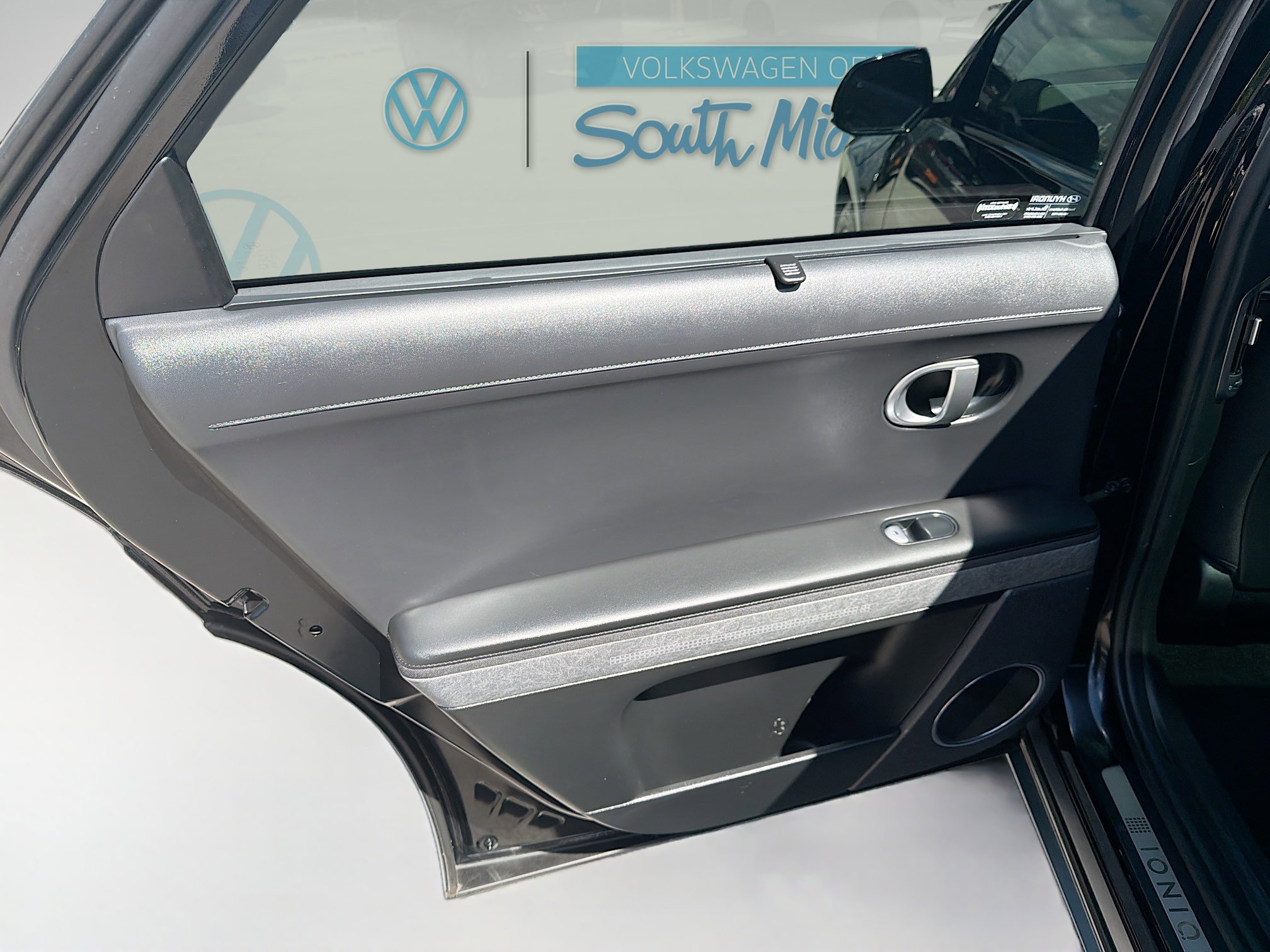 Used 2023 Hyundai Ioniq 5 Limited image 25