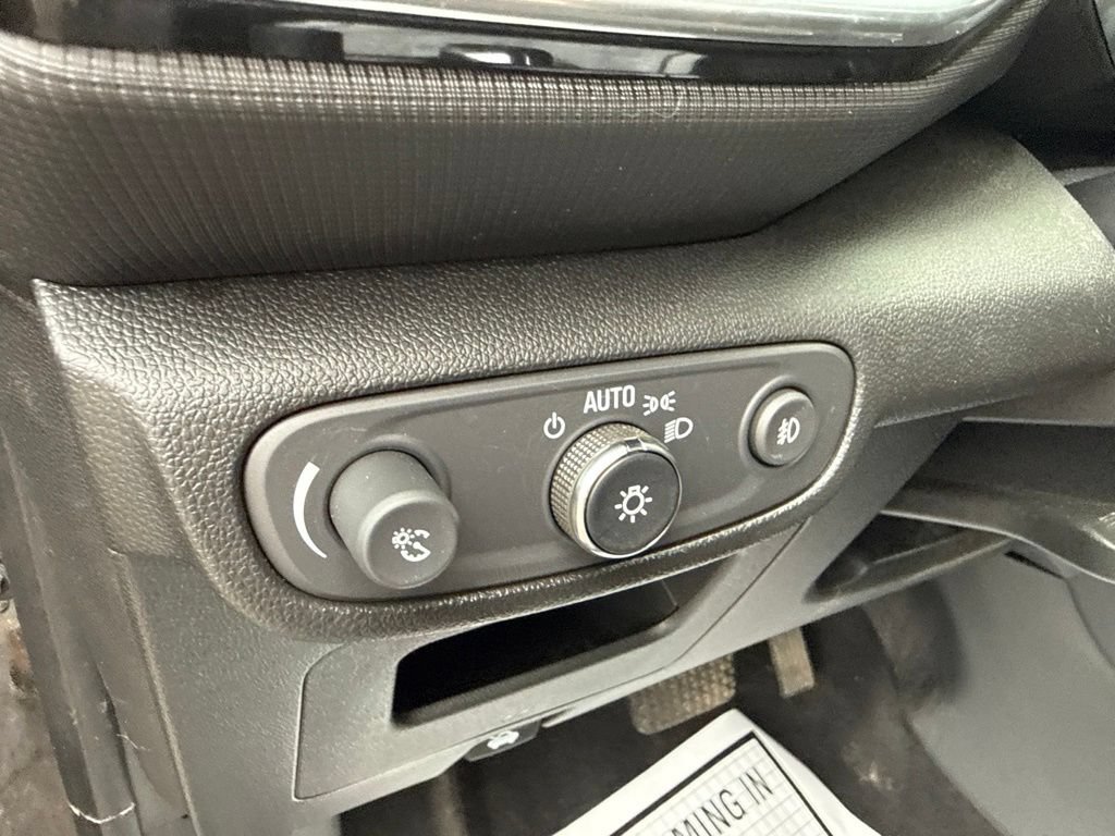 Used 2023 Chevrolet TrailBlazer LT w/ Convenience Package AWD/4WD image 20