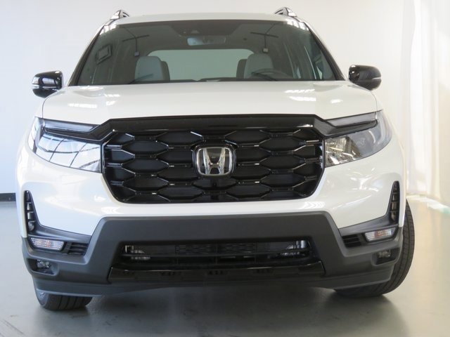 Used 2023 Honda Passport Elite image 1