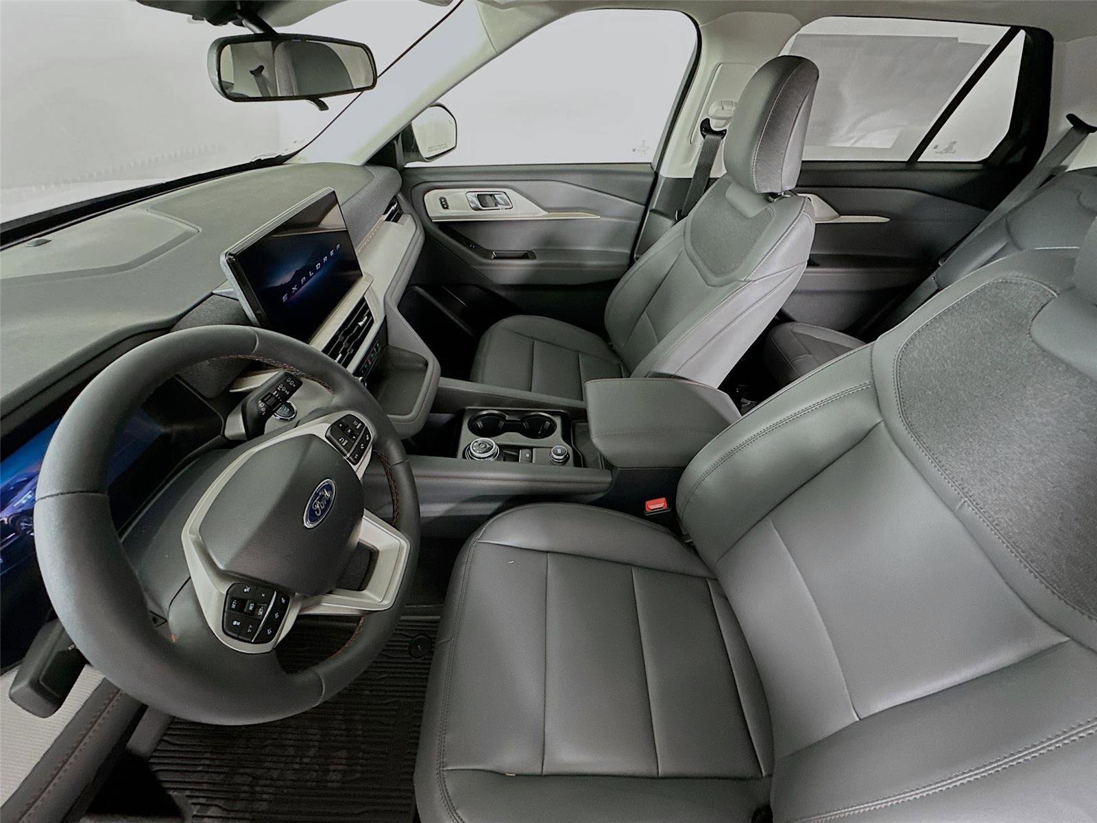 New 2026 Ford Explorer Active w/ Active Comfort Package image 11