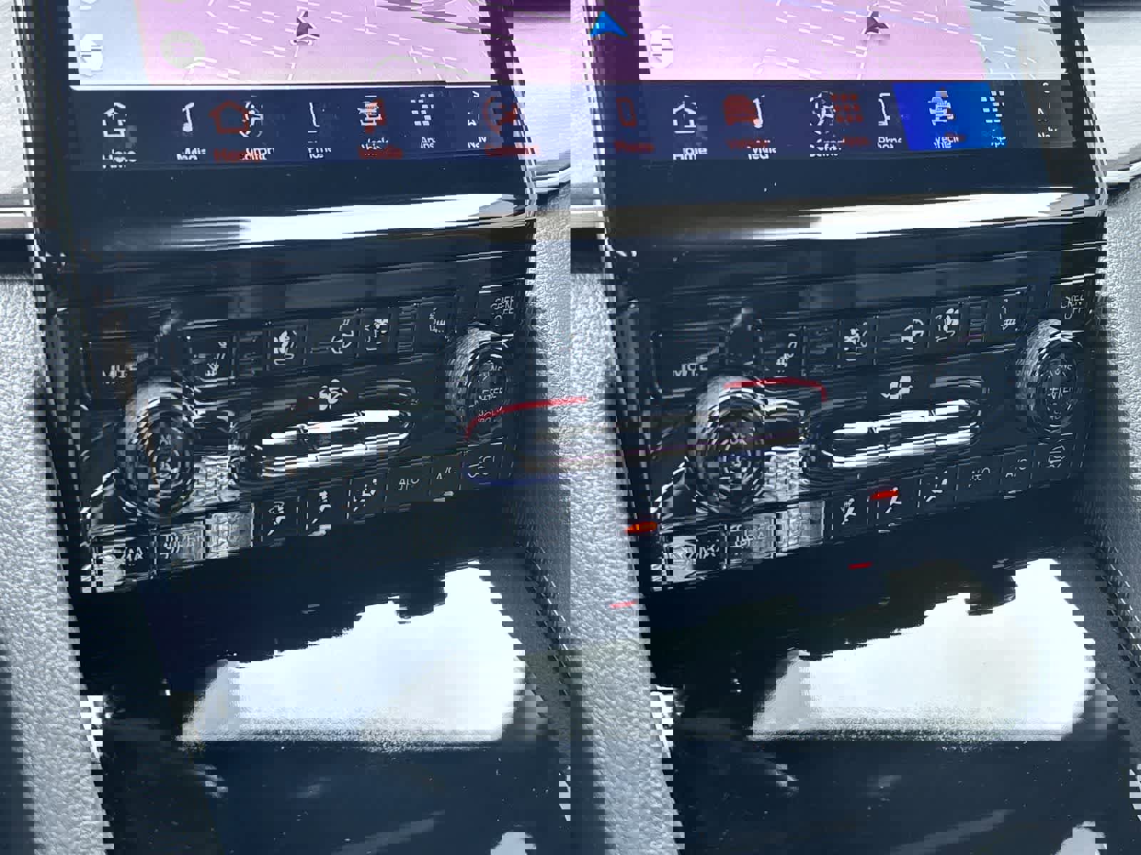 New 2025 Jeep Grand Cherokee Limited w/ Luxury Tech Group II image 23