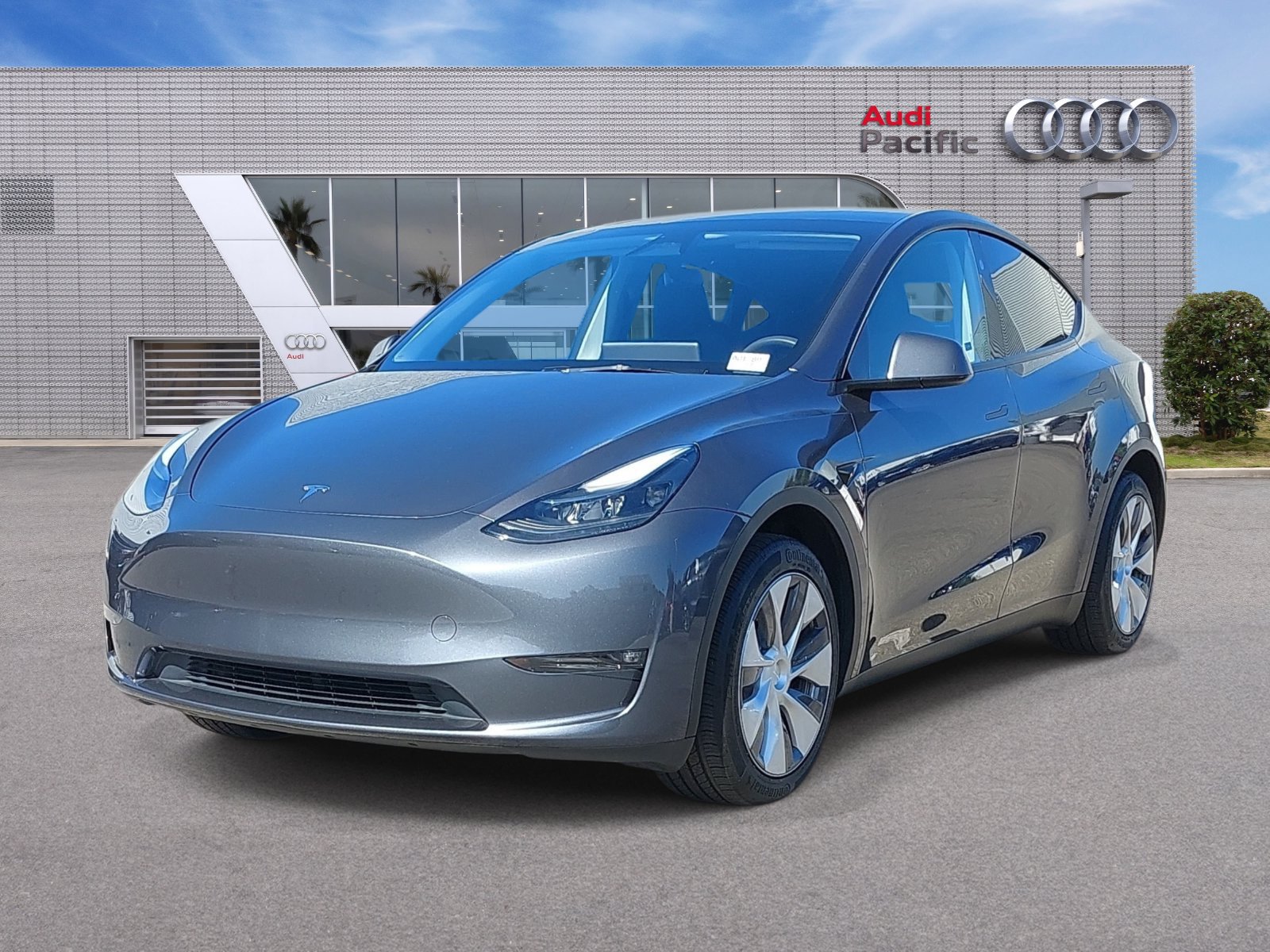 Used 2023 Tesla Model Y 2WD