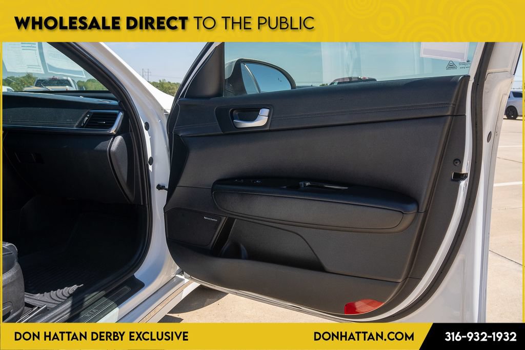 Used 2016 Kia Optima SX w/ Chrome Wheel Package FWD image 24