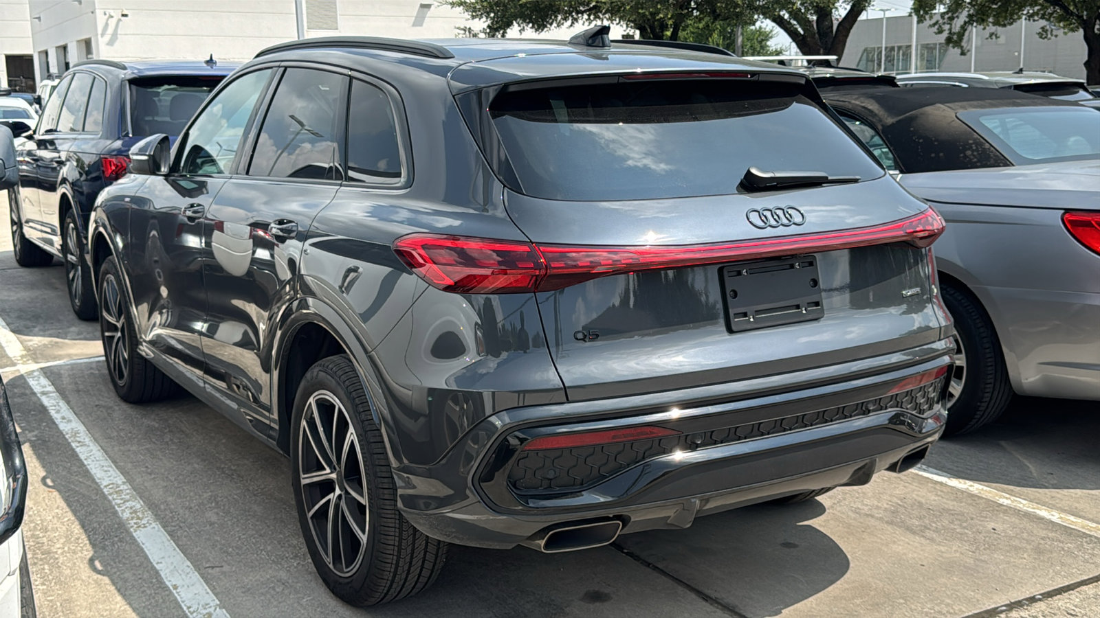Used 2026 Audi Q5 Premium Plus AWD/4WD image 3